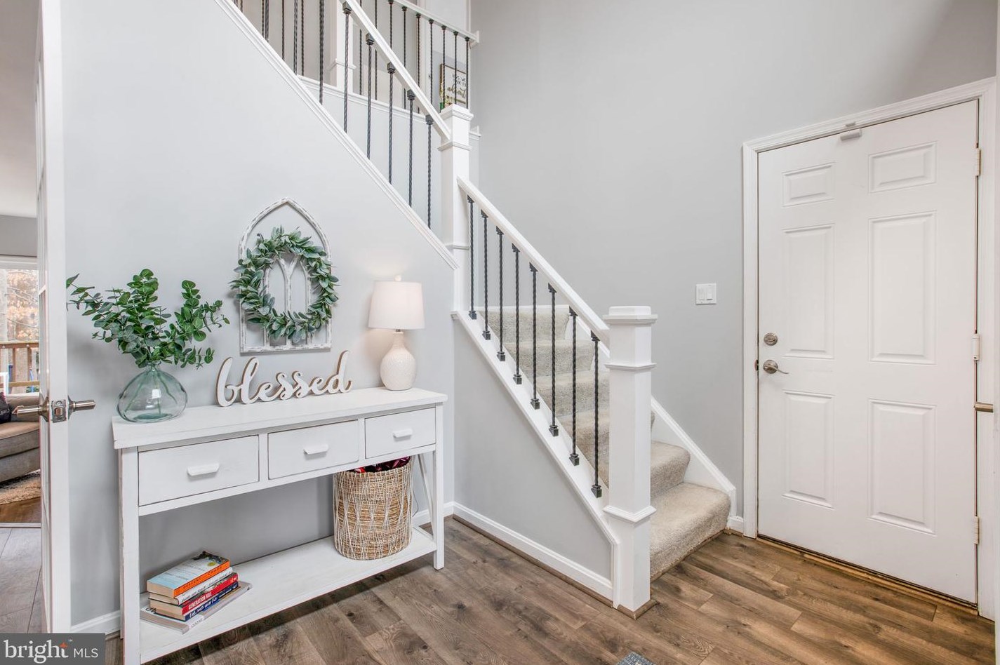 8227 Walnut Ridge Rd, Fairfax, VA 22039-3031
