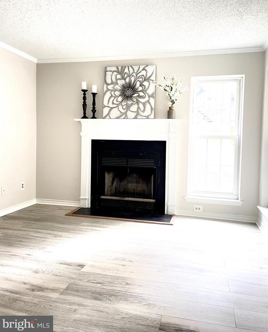 1521 Lincoln Way #203, Mc Lean, VA 22102
