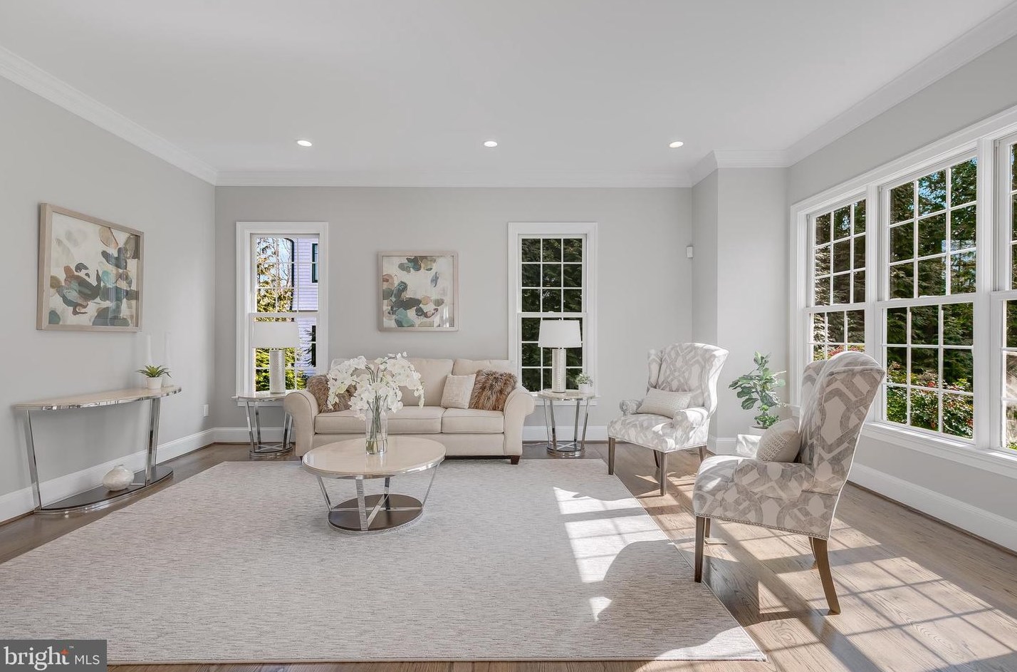 7030 Elizabeth Dr, Mc Lean VA  22101-2623 exterior