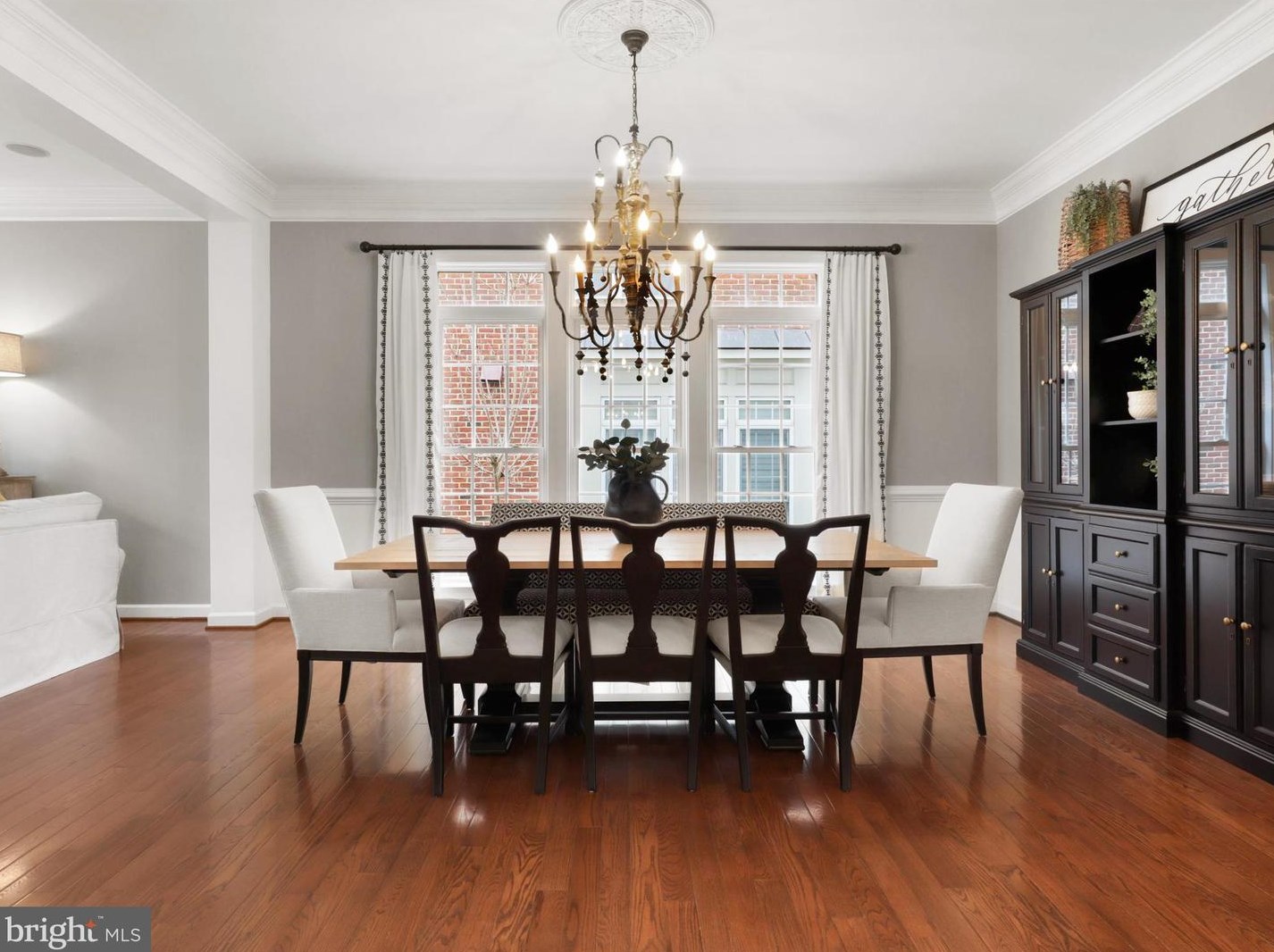 8895 Olive Mae Cir, Fairfax VA  22031-1479 exterior