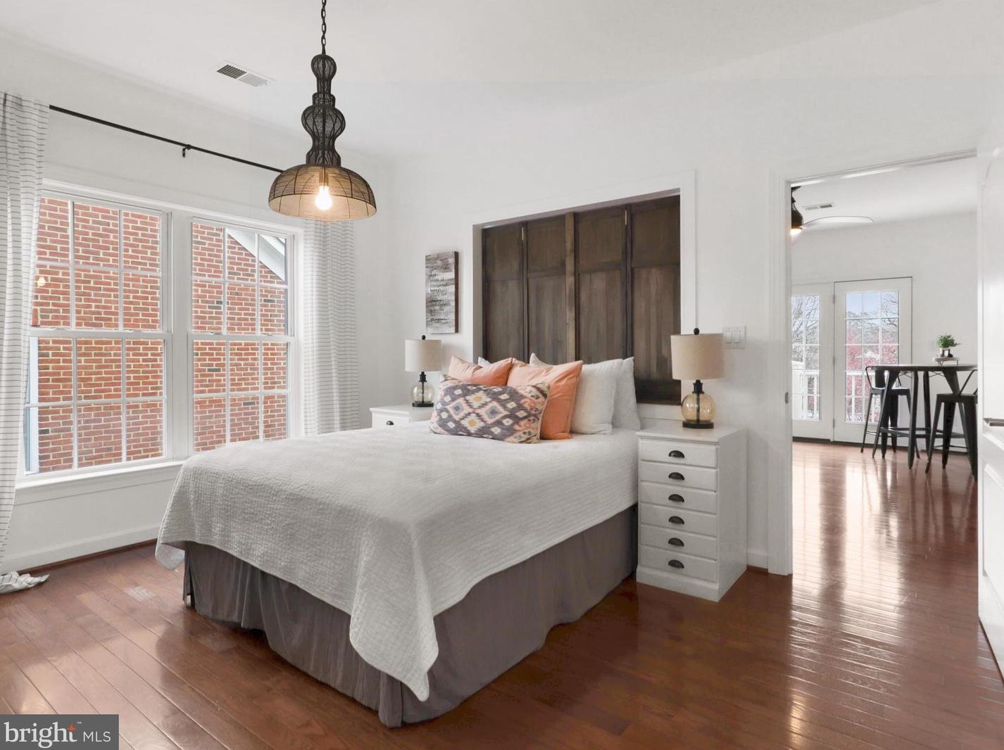 8895 Olive Mae Cir, Fairfax VA  22031-1479 exterior