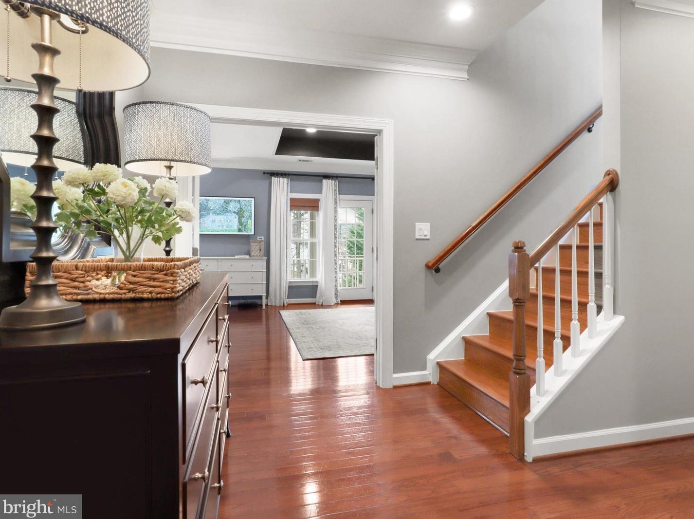 8895 Olive Mae Cir, Fairfax VA  22031-1479 exterior