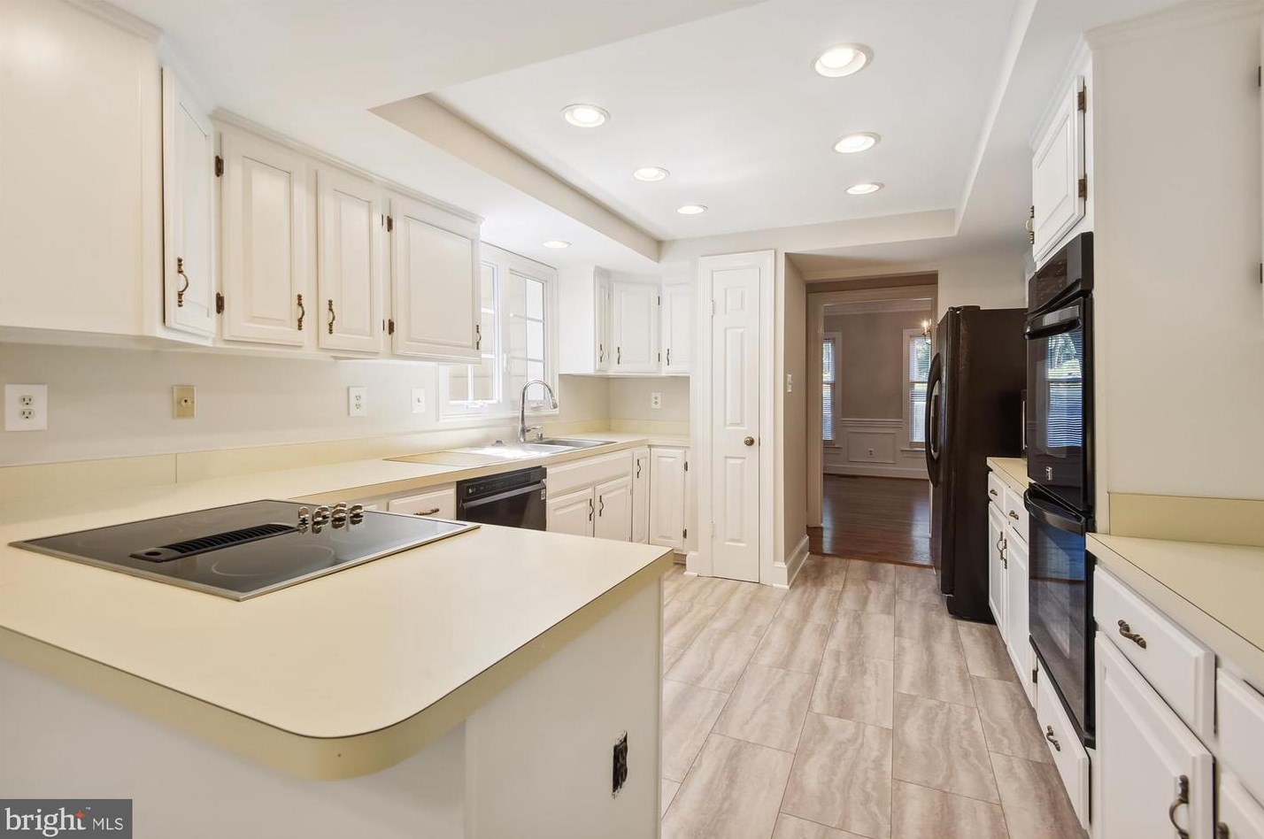 10125 Wendover Dr, Vienna VA  22181-2958 exterior