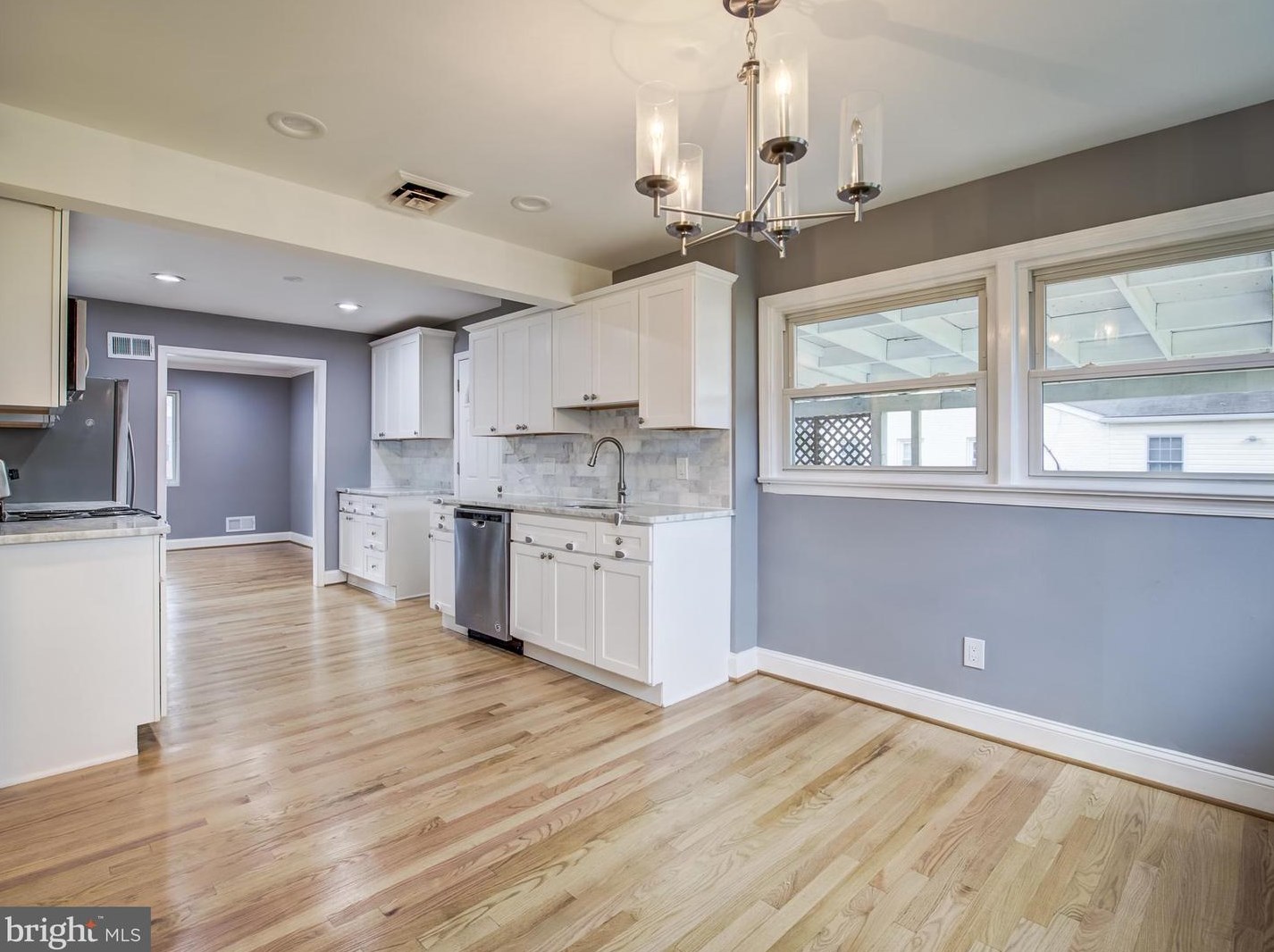 8007 Martha Washington St, Alexandria VA  22309-1350 exterior