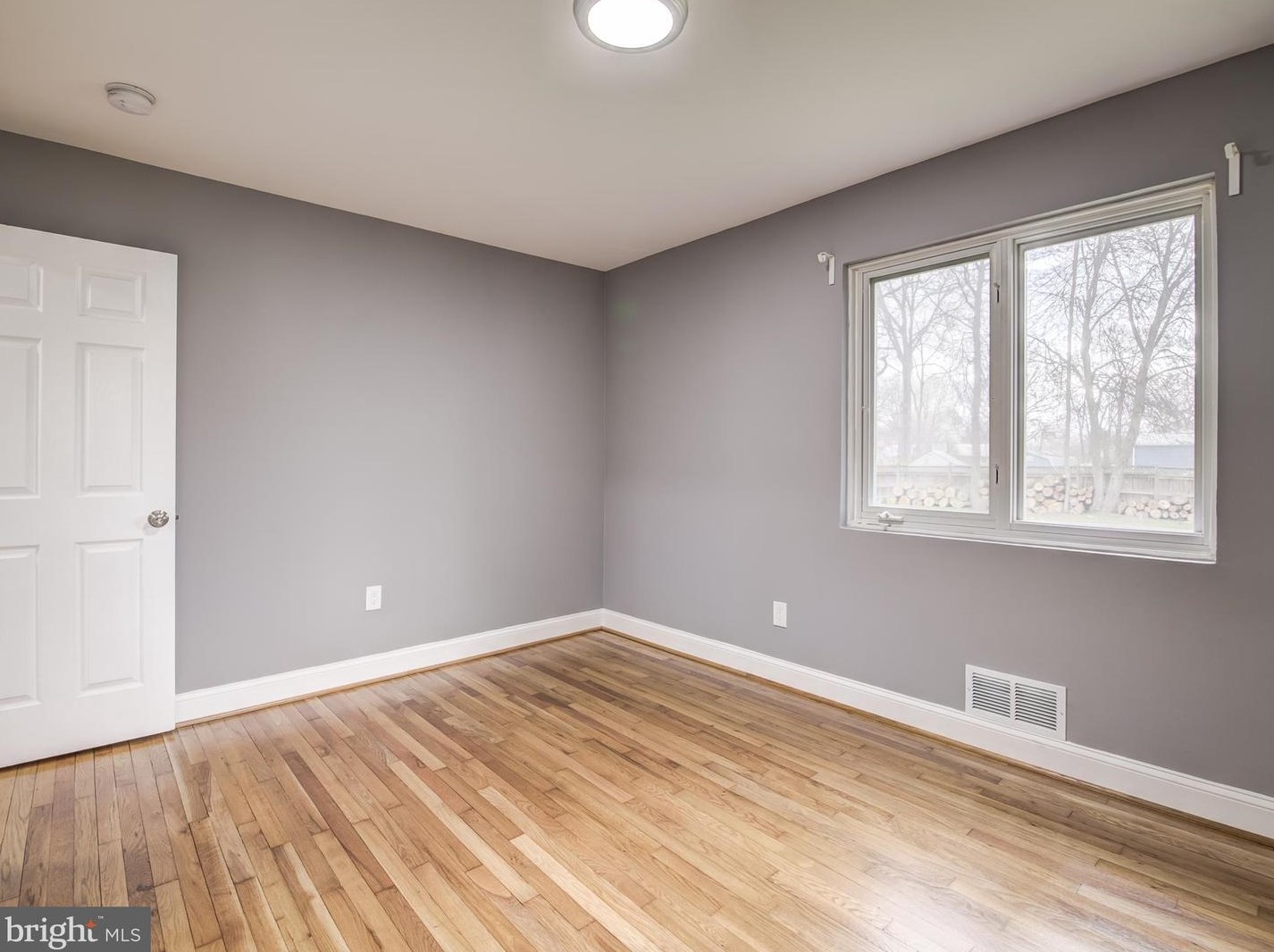 8007 Martha Washington St, Alexandria VA  22309-1350 exterior