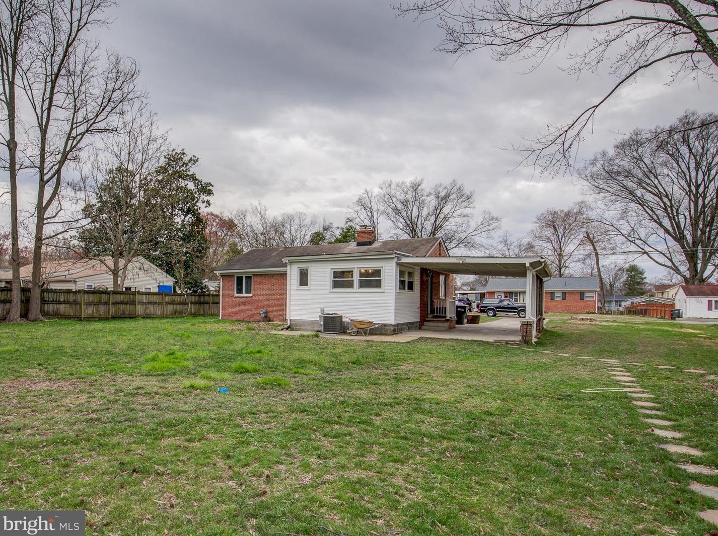 8007 Martha Washington St, Alexandria VA  22309-1350 exterior