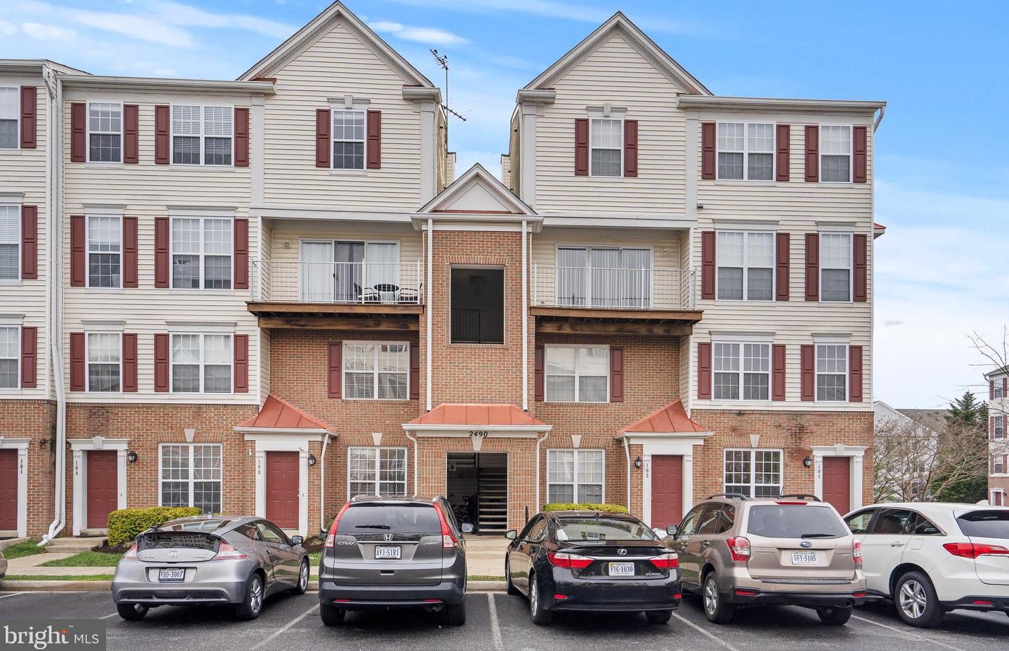 2490 Quick St #303, Herndon, VA 20171