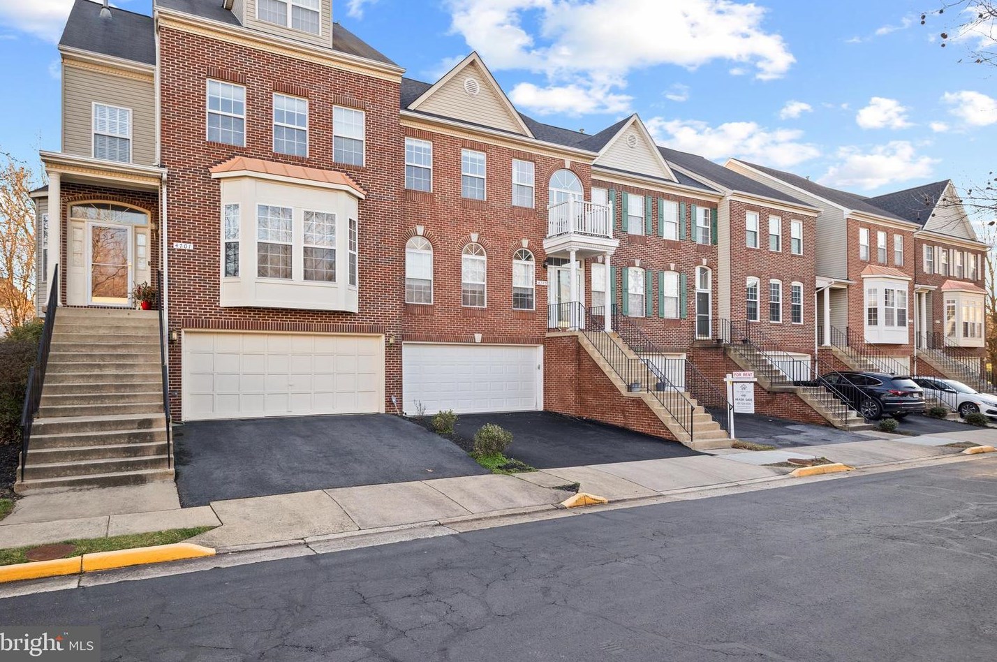 4703 Great Heron Cir, Fairfax, VA 22033