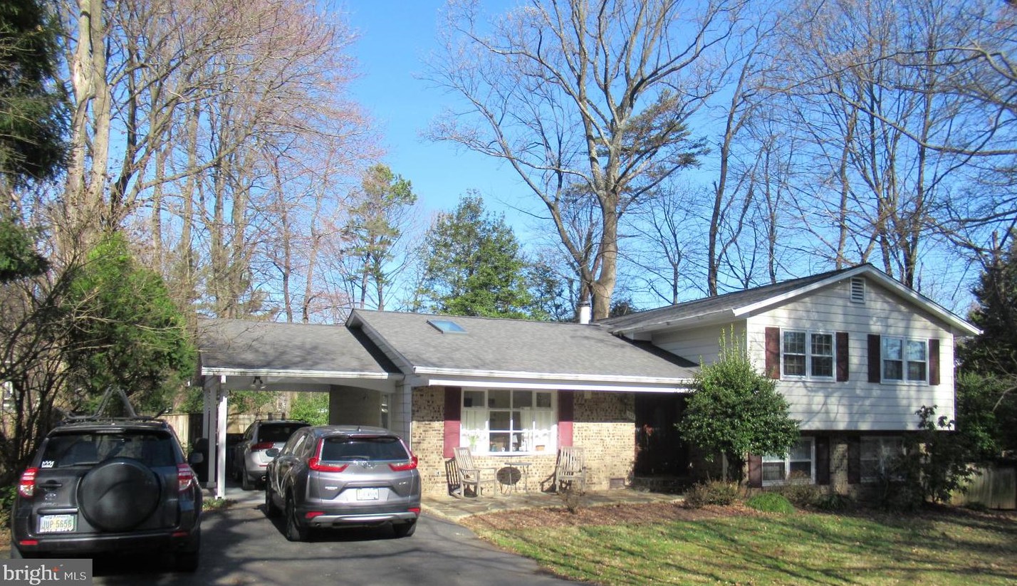352 Ayr Hill Ave Ne, Vienna, VA 22180