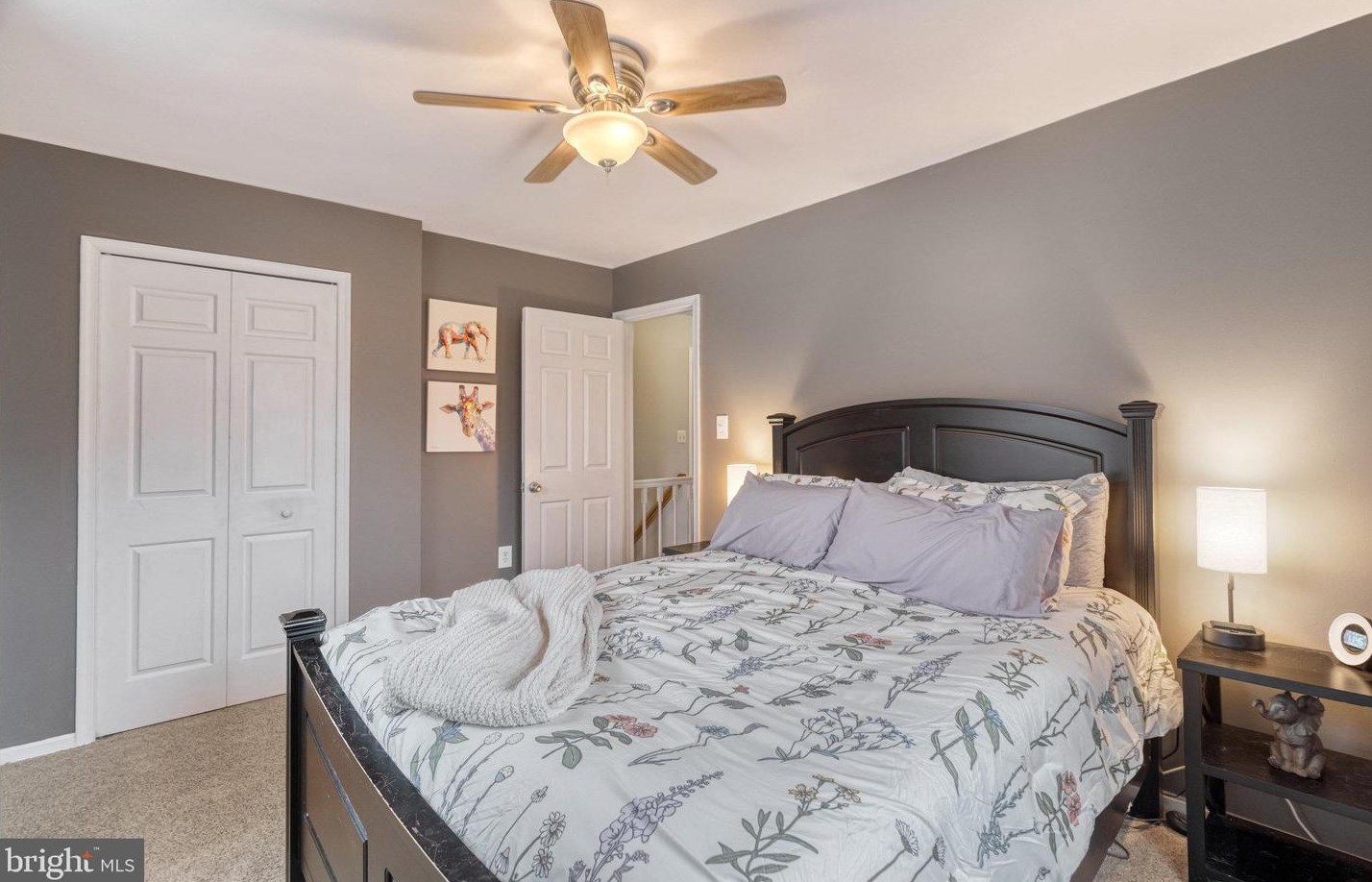 14577 Creek Branch Ct, Centreville VA  20120-1384 exterior