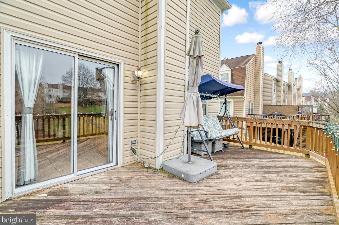 14577 Creek Branch Ct, Centreville VA  20120-1384 exterior