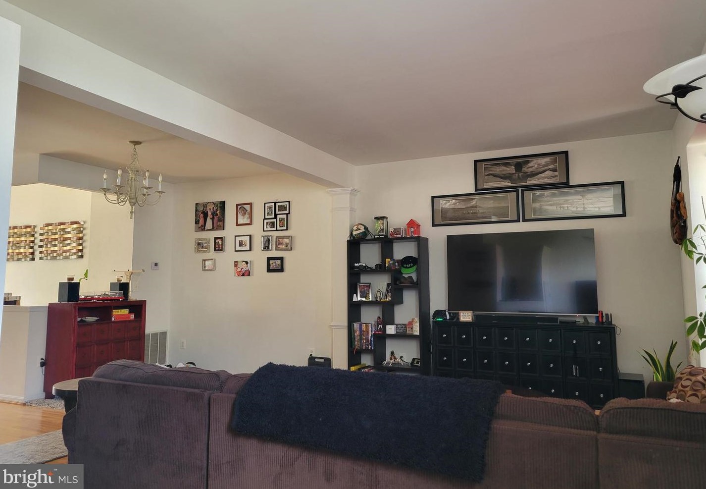 6707 Applemint Ln, Alexandria VA  22310-2651 exterior