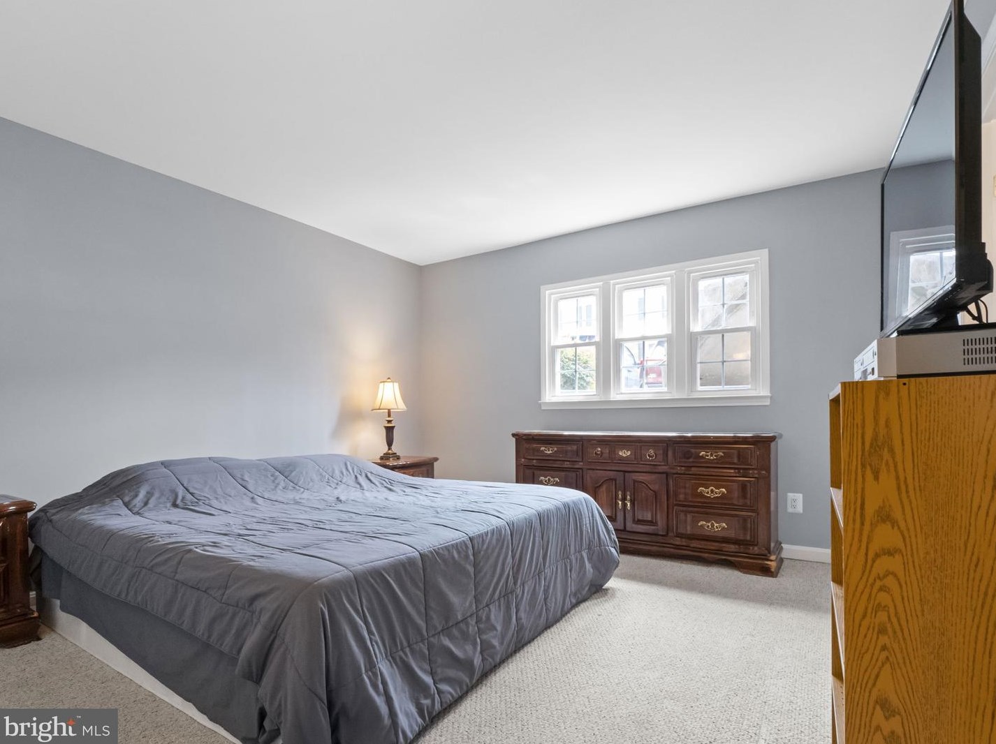 14470 Rustling Leaves Ln, Centreville VA  20121-2230 exterior