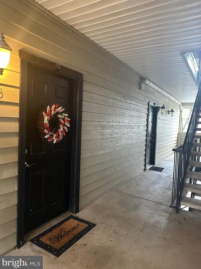 3920 Penderview Dr #323, Fairfax, VA 22033