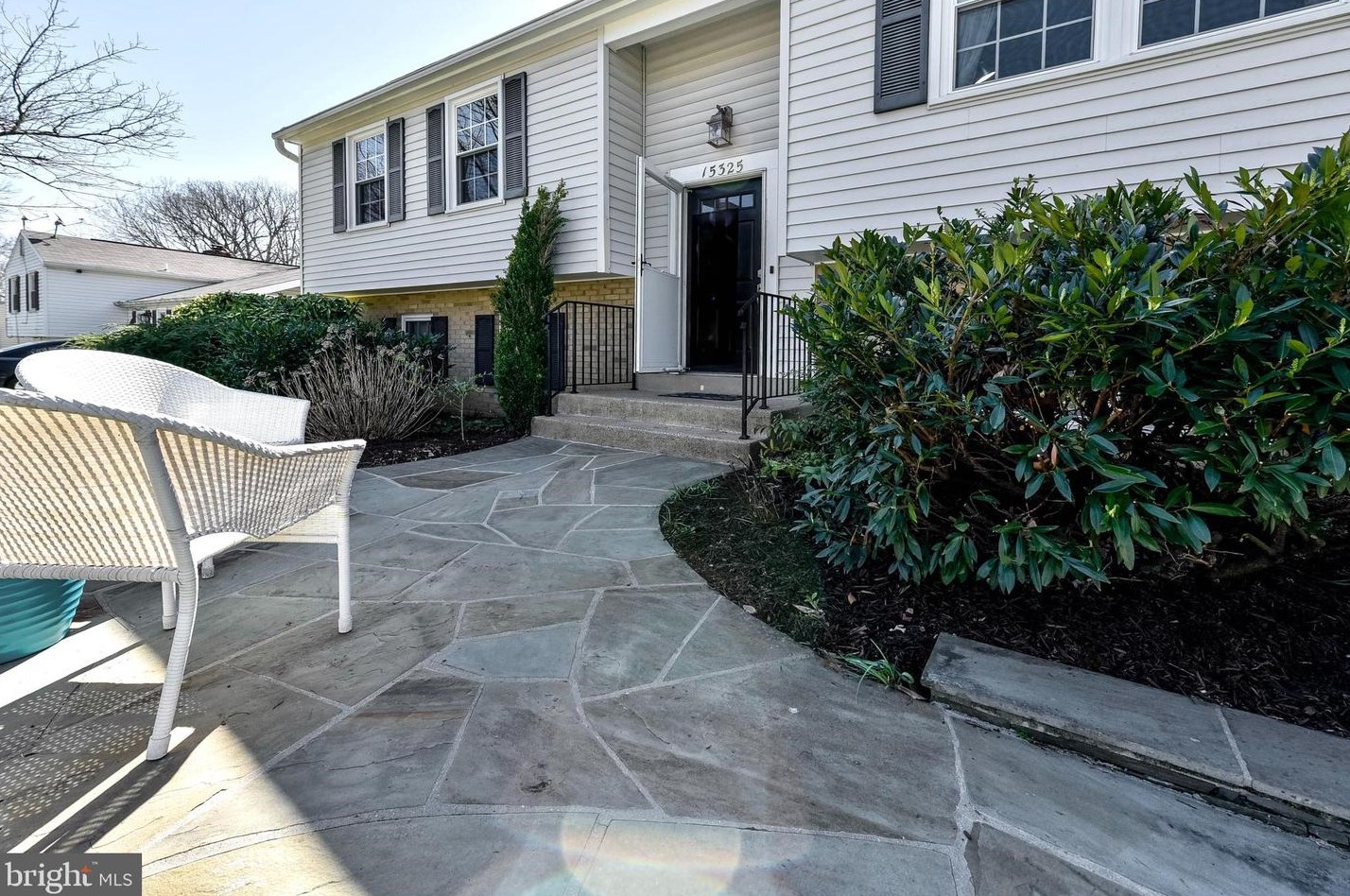 15325 Blueridge View Dr, Centreville, VA 20120
