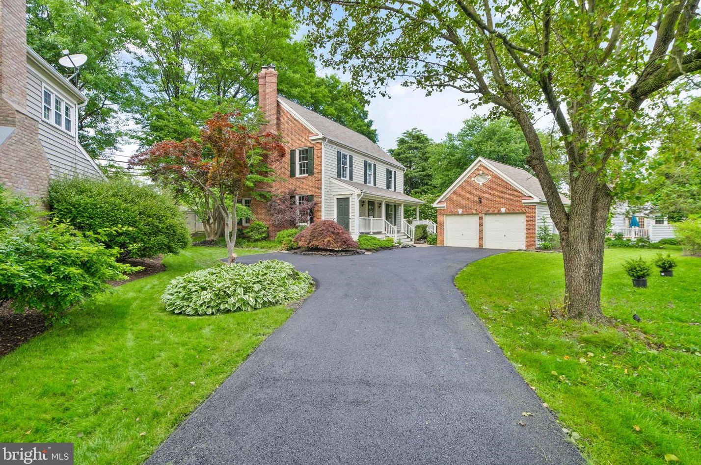 6563 Forsythia St, Springfield, VA 22150-1167