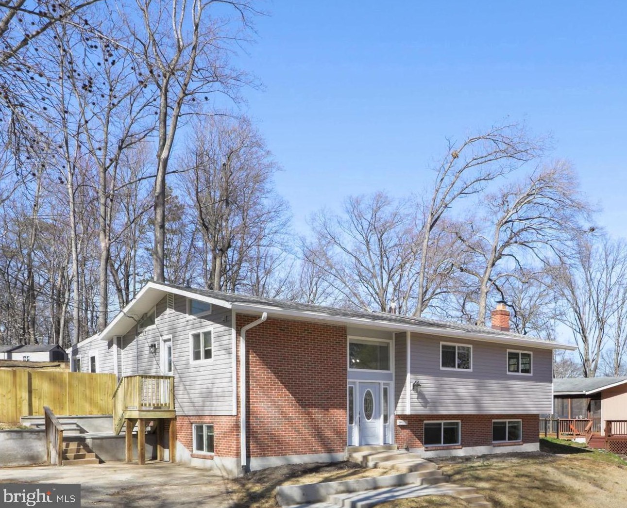 7852 Glenister Dr, Springfield, VA 22152