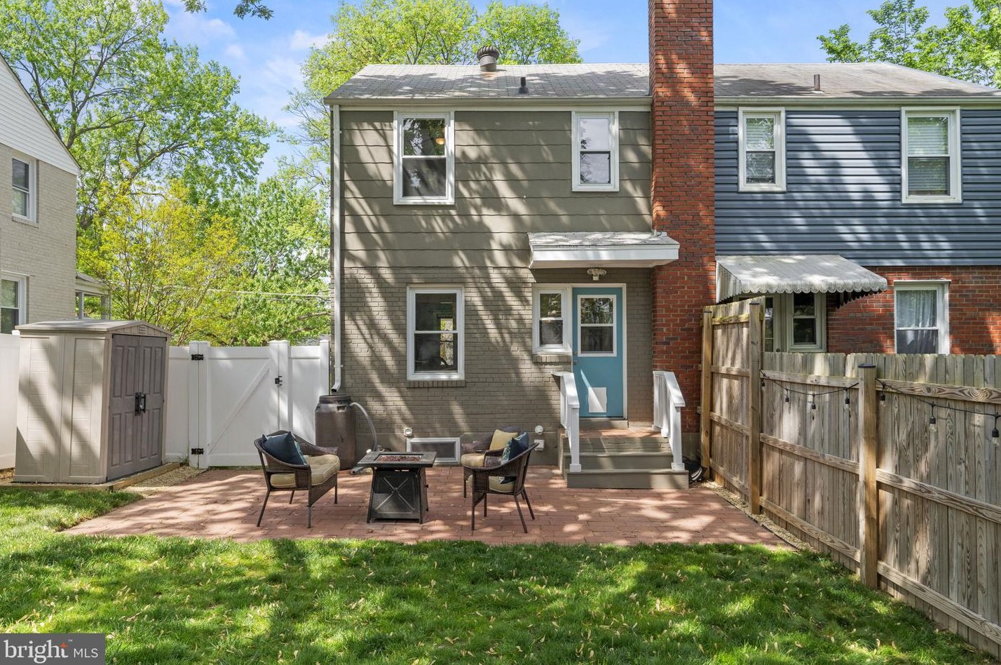 5847 Monticello Rd, Alexandria VA  22303-1301 exterior