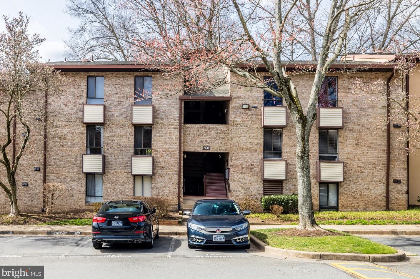2242 Castle Rock Sq #11c, Herndon, VA