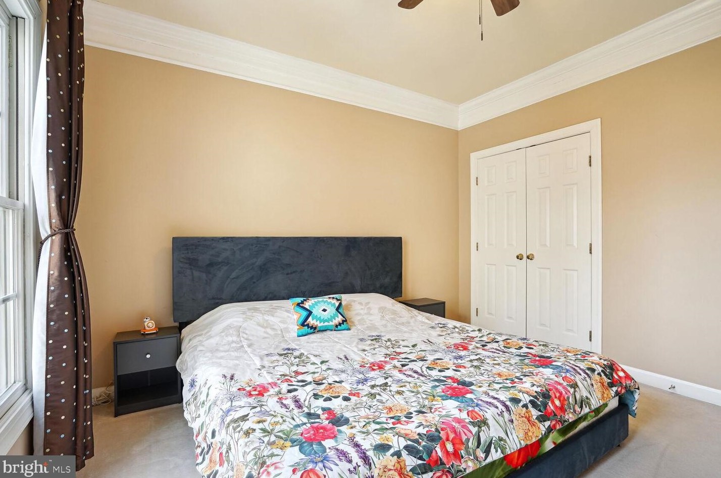 12812 Westbrook Dr, Fairfax VA  22030-8229 exterior