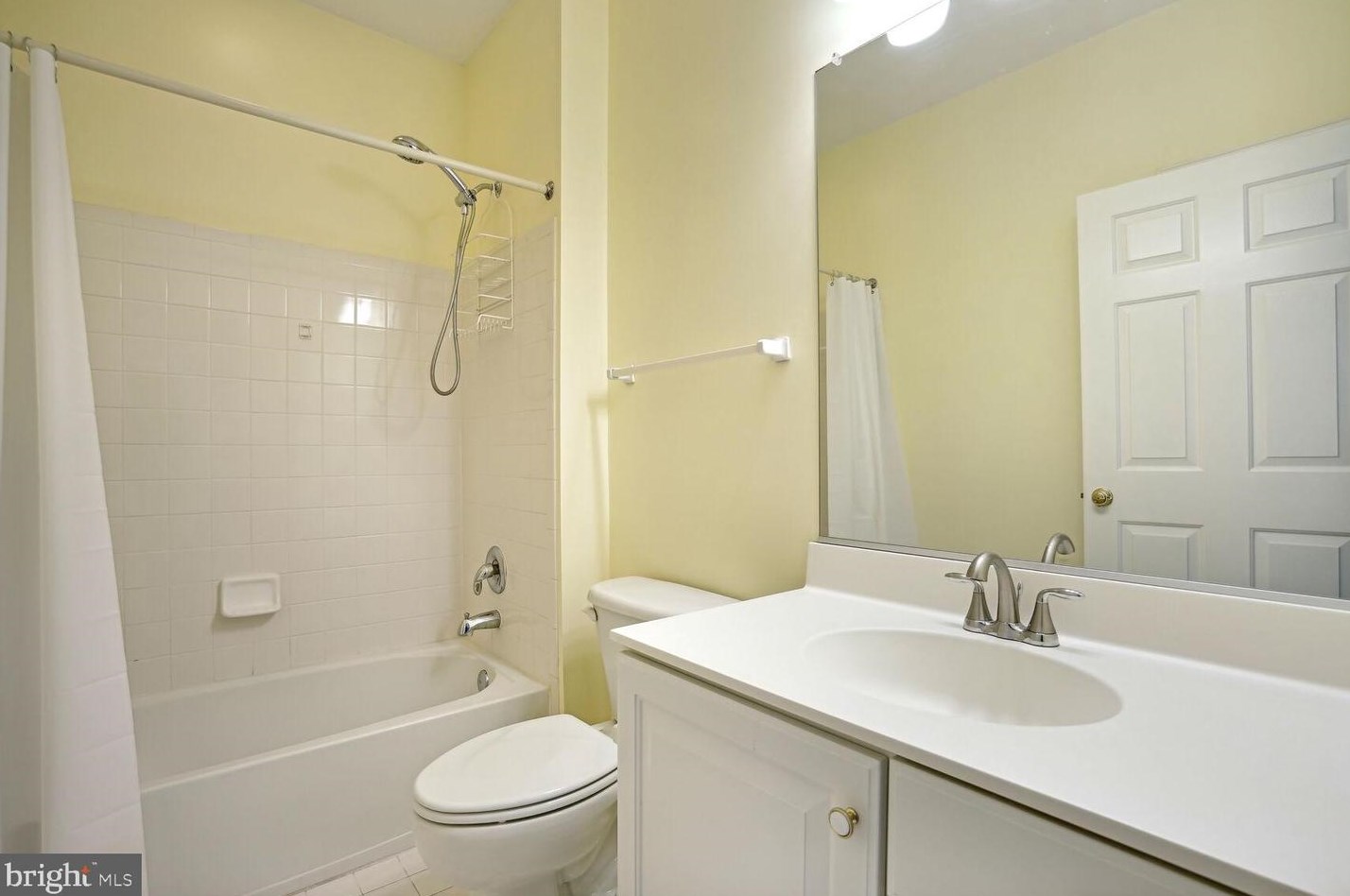 12812 Westbrook Dr, Fairfax VA  22030-8229 exterior