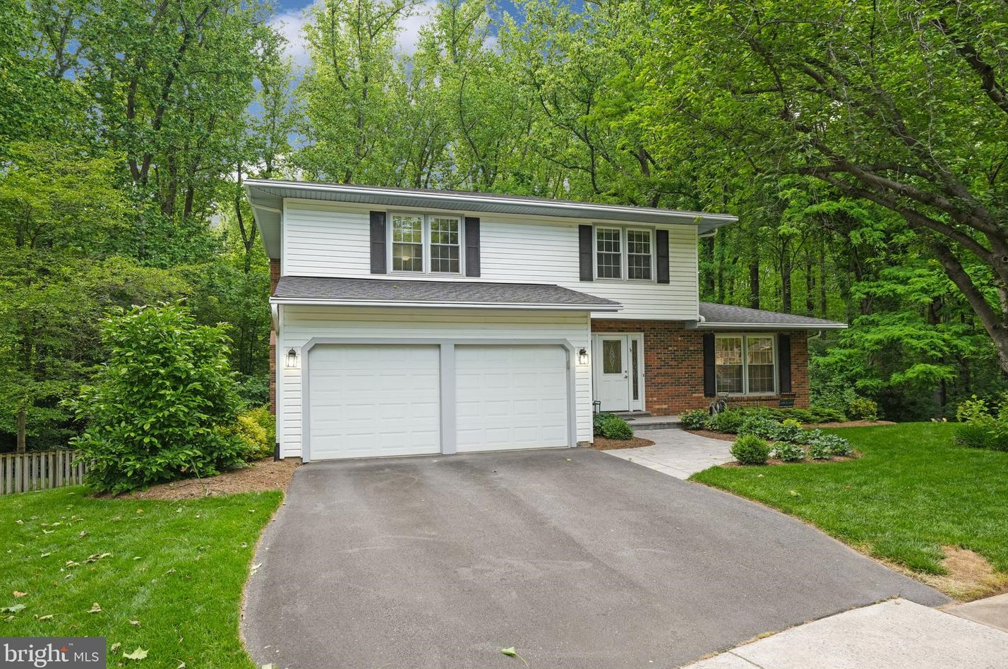9906 Wood Astor Ct, Springfield, VA 22015-2918