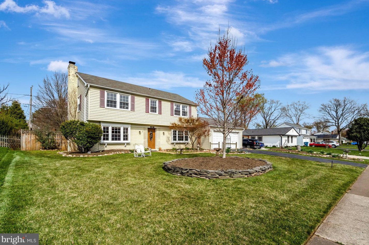 13212 Point Pleasant Dr, Fairfax, VA 22033