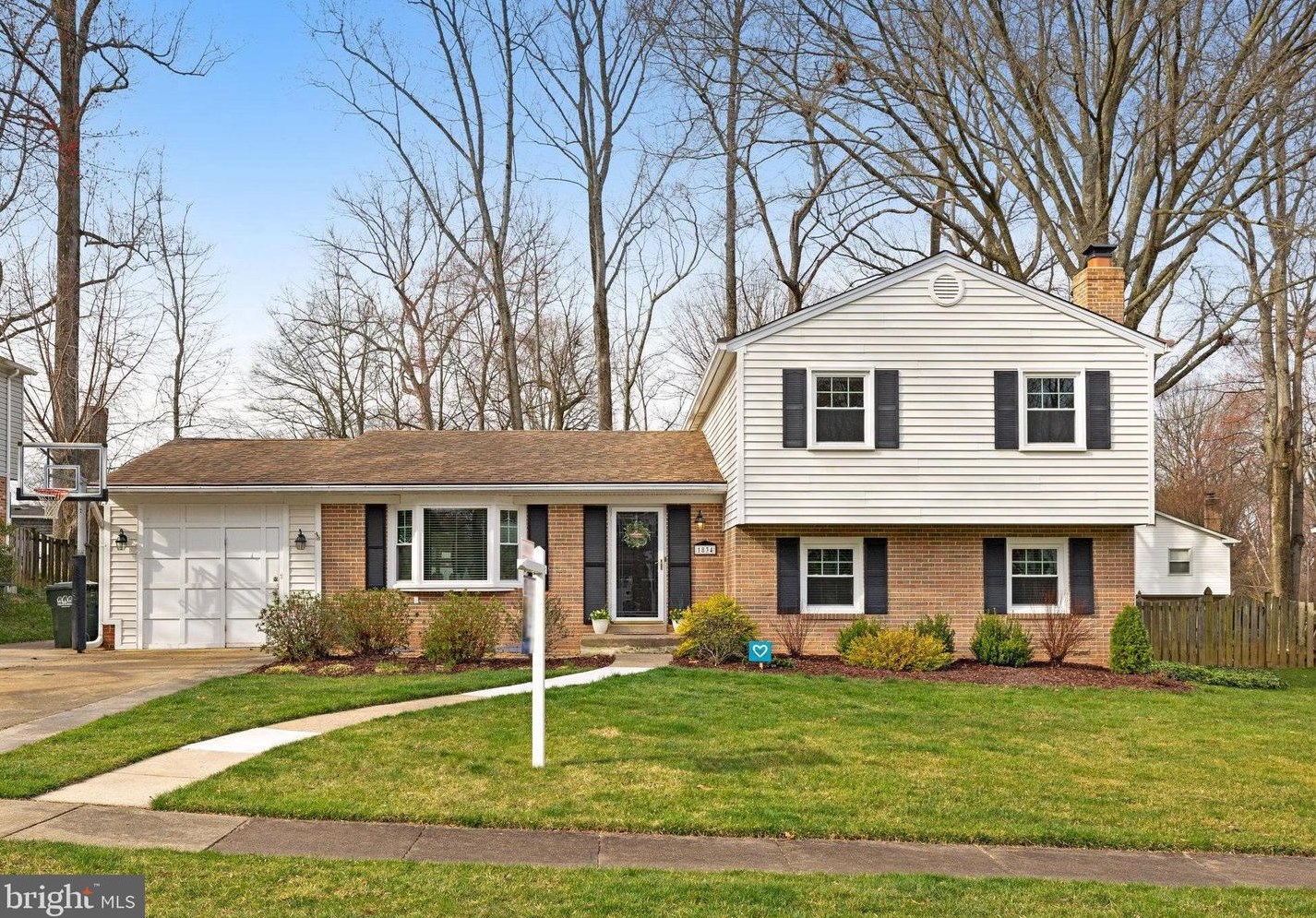1834 Toyon Way, Vienna, VA 22182-3355