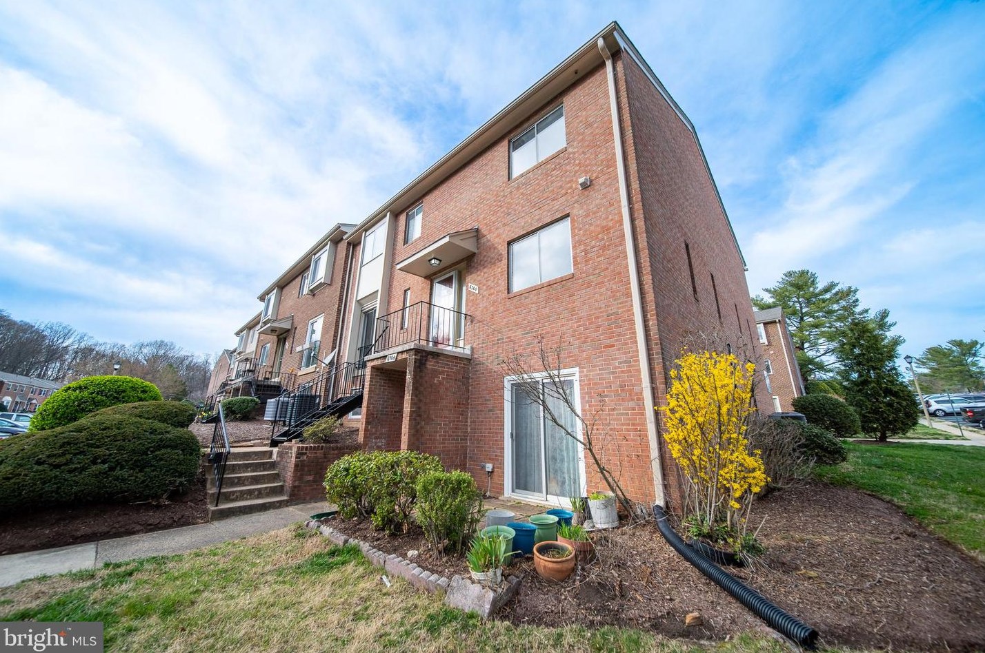 6700 Perry Penney Dr, Annandale, VA 22003-3562