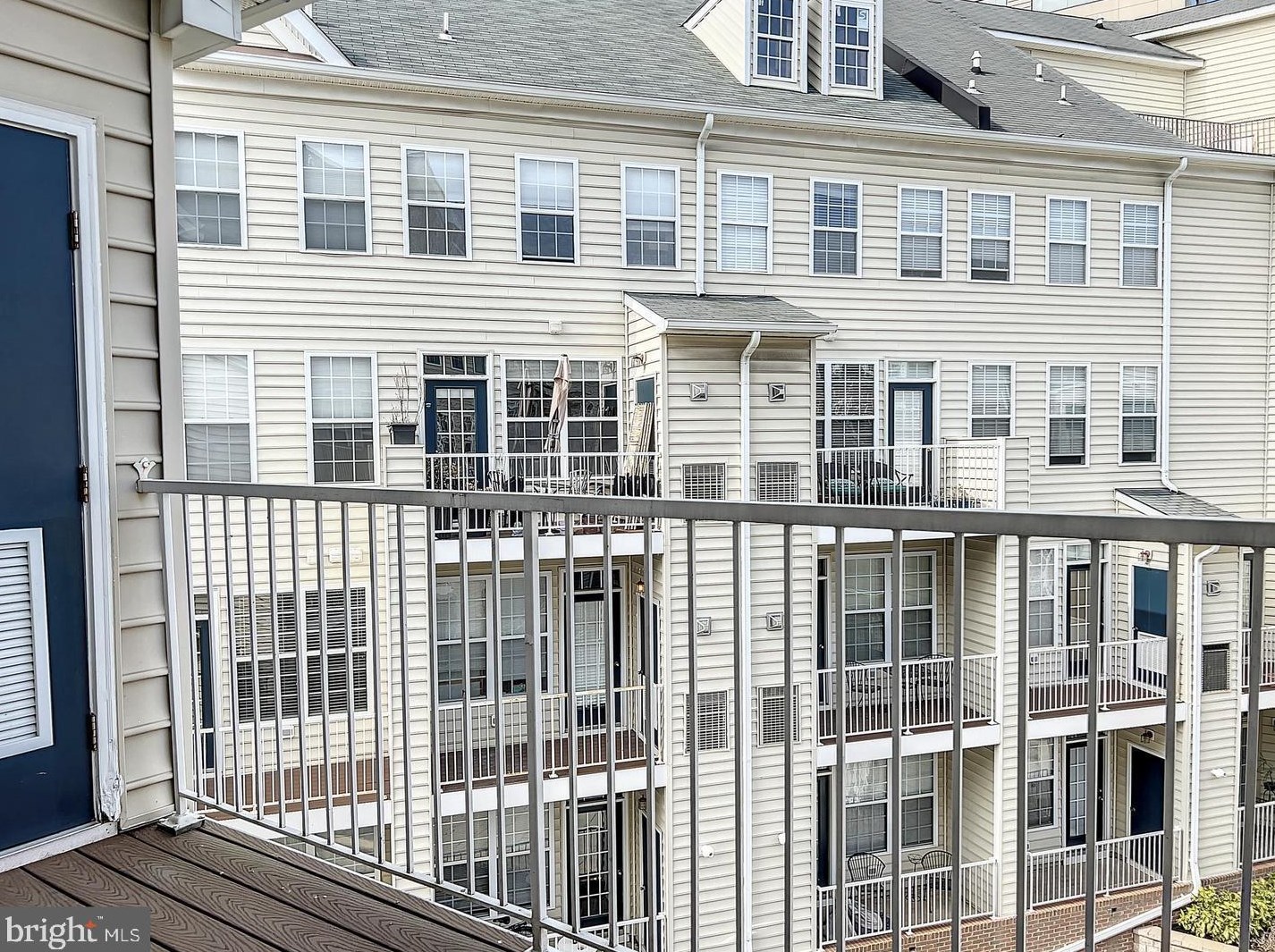 2664 Manhattan Pl Ste 306, Vienna, VA 22180