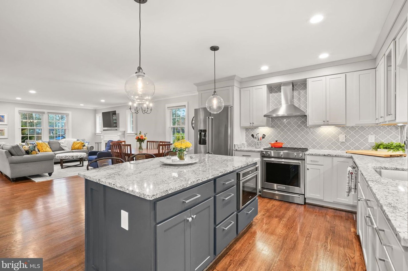 2923 Rogers Dr, Falls Church, VA 22042-1425