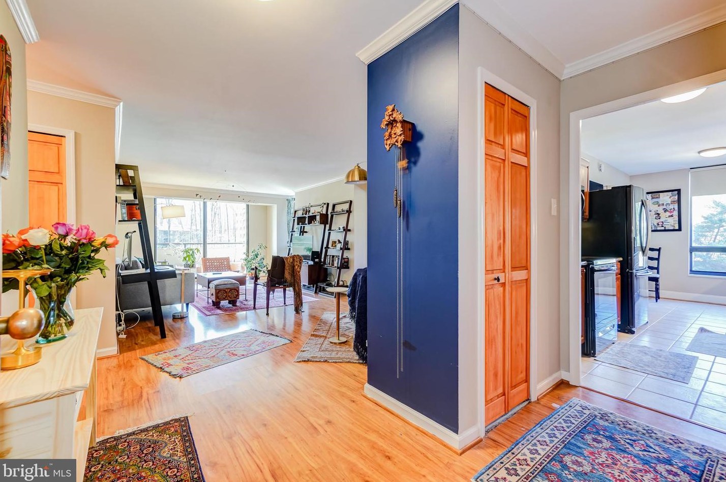 1800 Old Meadow Rd #622, Mc Lean, VA 22102