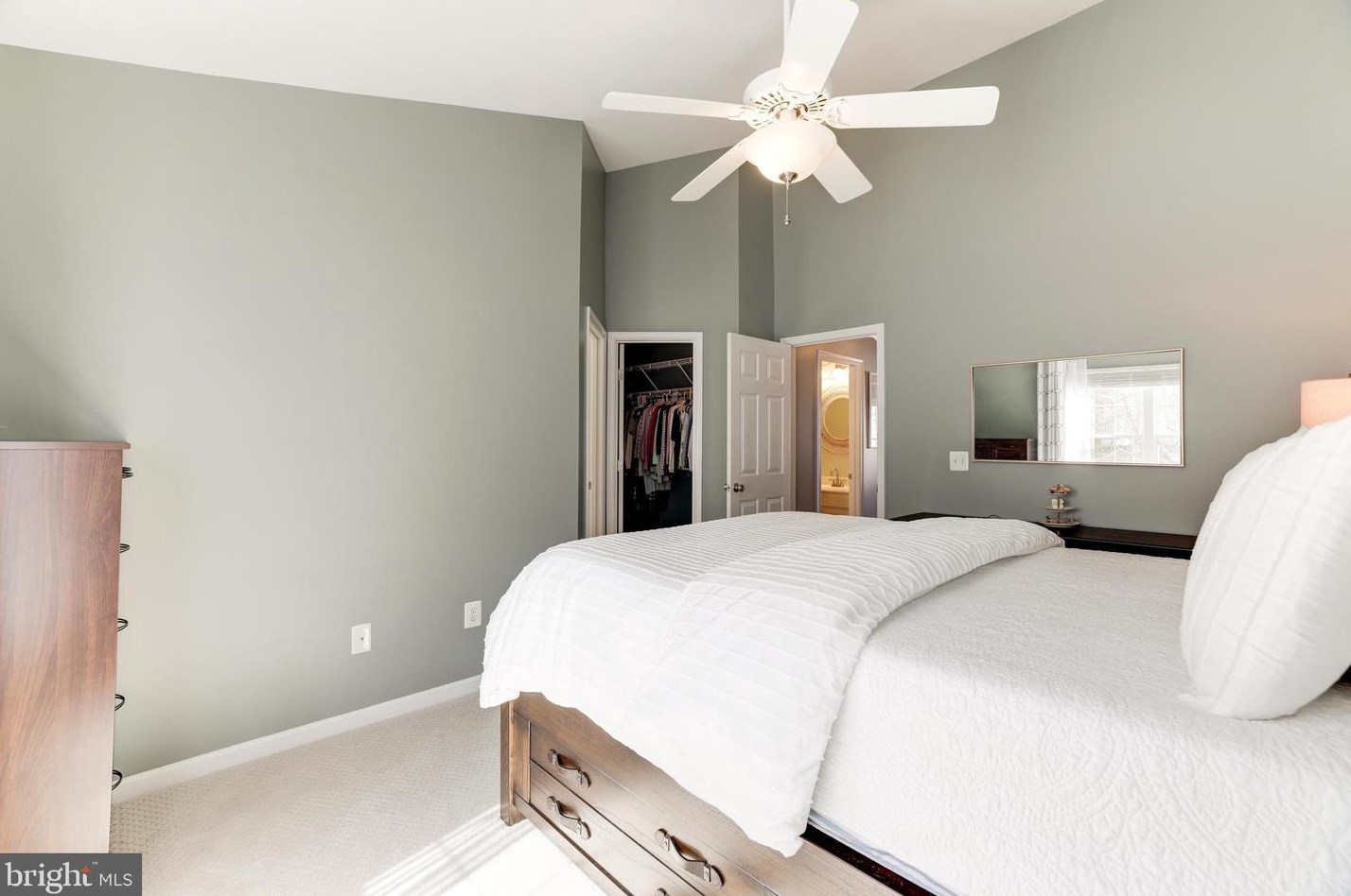 11411 Sunflower Ln, Fairfax VA  22030-6031 exterior