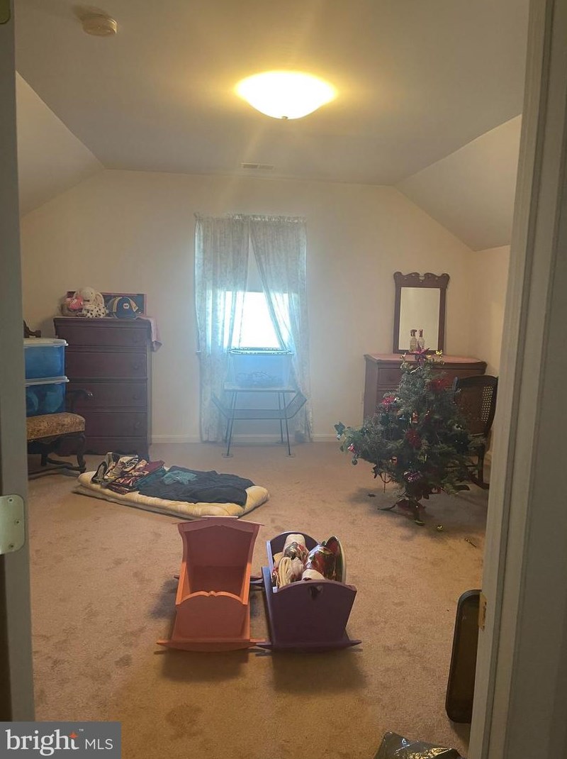 7610 Lisle Ave, Falls Church VA  22043-1208 exterior
