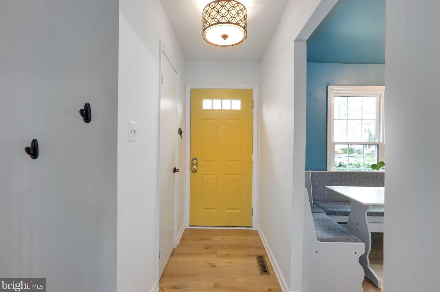 5535 Cabat Lake Ct, Fairfax, VA 22032-4023