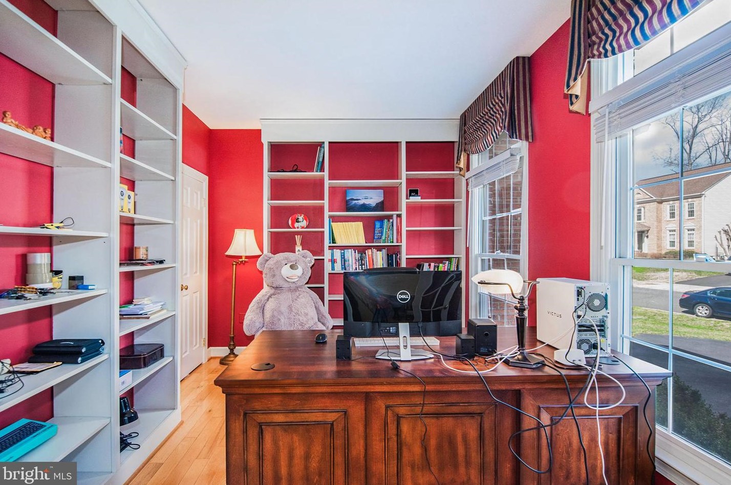 13189 Ashvale Dr, Fairfax VA  22033-1128 exterior