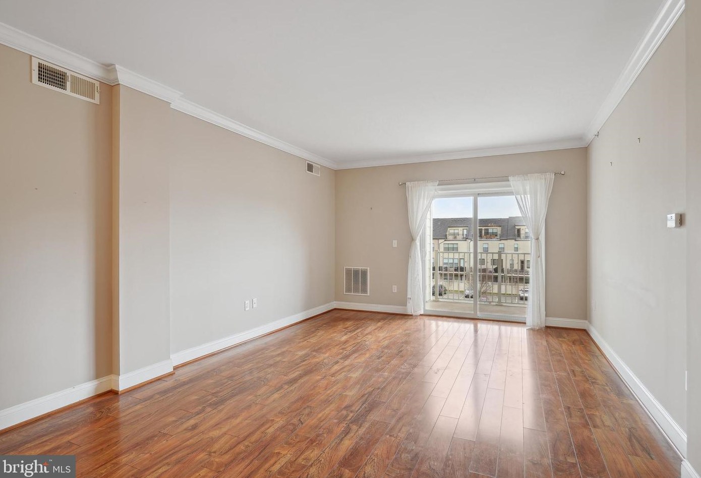 6301 Edsall Rd #314, Alexandria, VA 22312