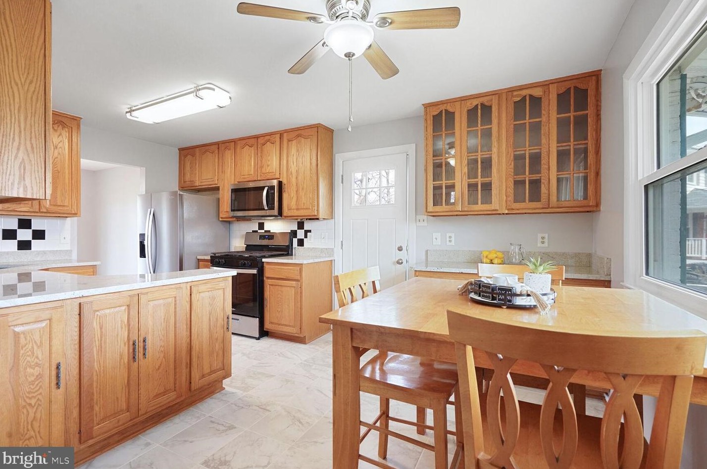 6539 Ashlawn Ct, Springfield, VA 22150-1321