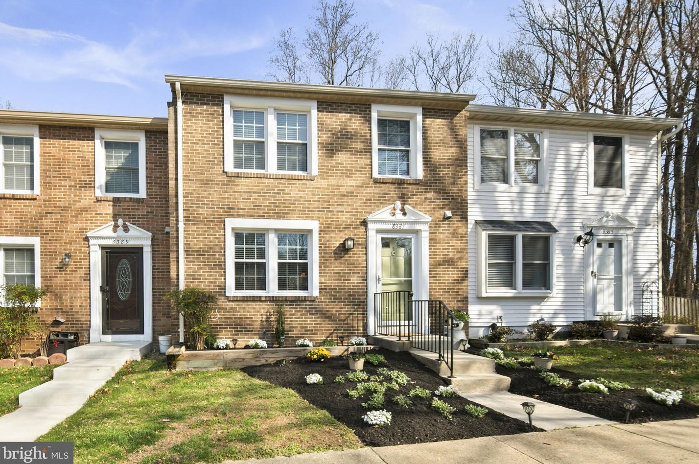 8387 Fern Leaf Ct, Springfield VA  22153-3865 exterior