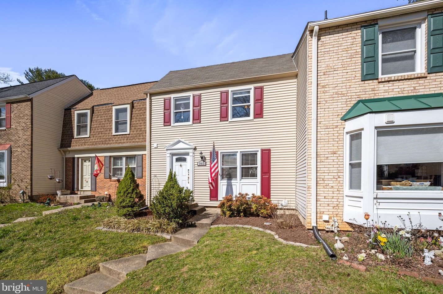 3012 Silent Valley Dr, Fairfax, VA 22031-2025