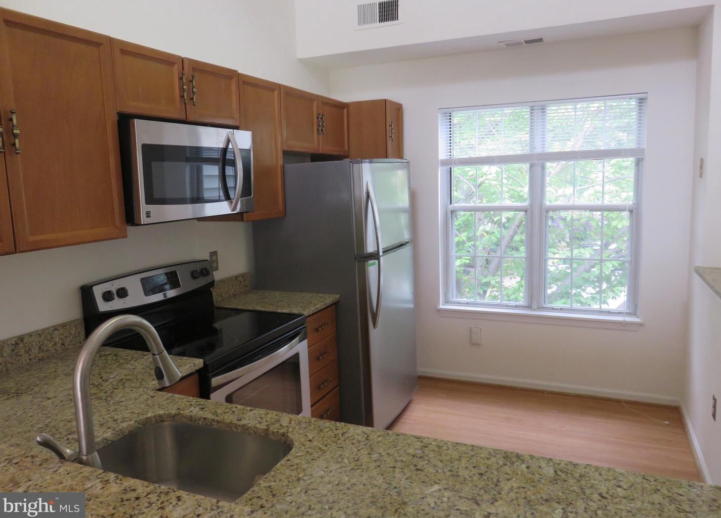 2982 Yarling Ct, Falls Church VA  22042-4475 exterior