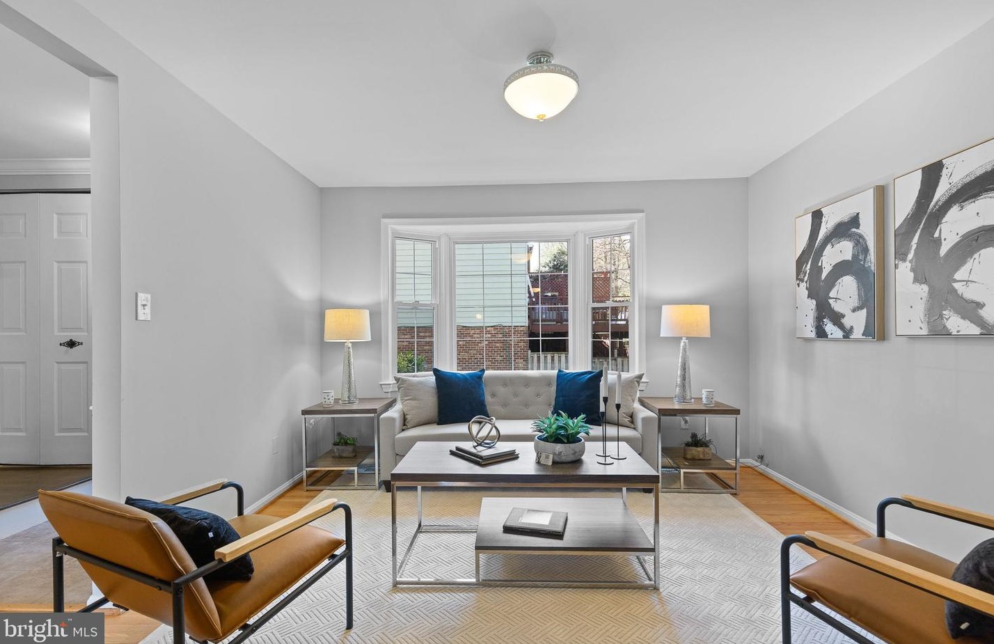 9676 Thackery Square, Fairfax, VA 22032