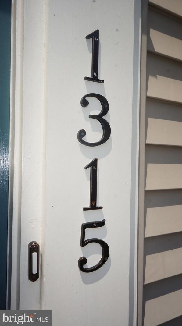 1315 Vintage Pl, Herndon, VA 20194