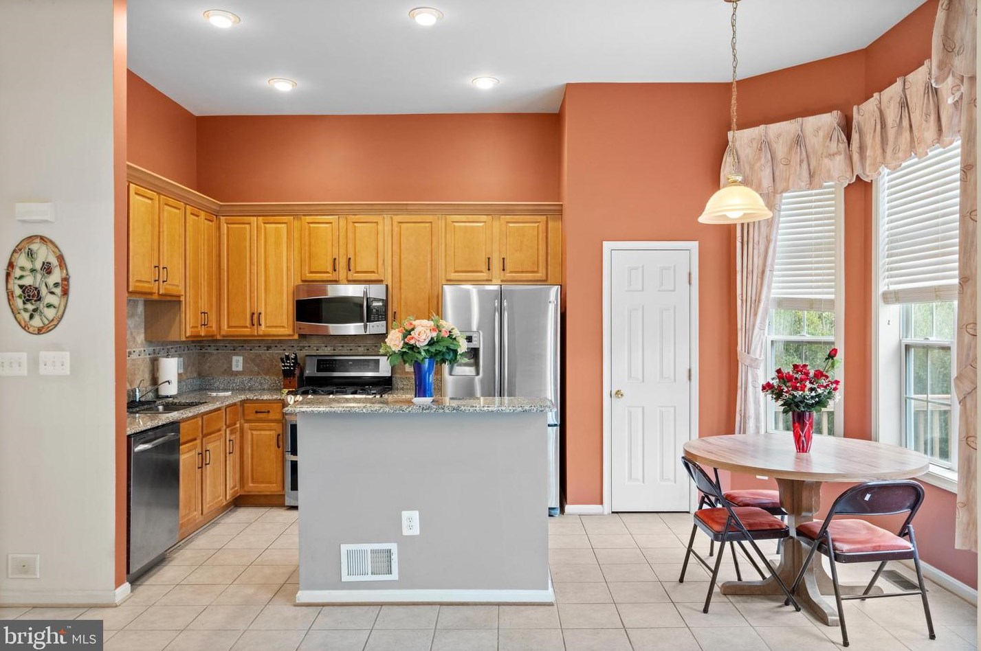 6003 Mill Cove Ct, Springfield, VA 22015