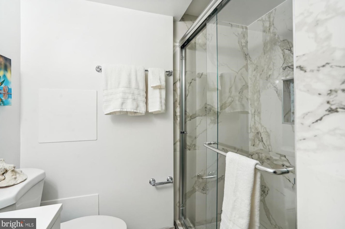 5117 Mount Vernon Memorial Hwy, Alexandria VA  22309-3319 exterior