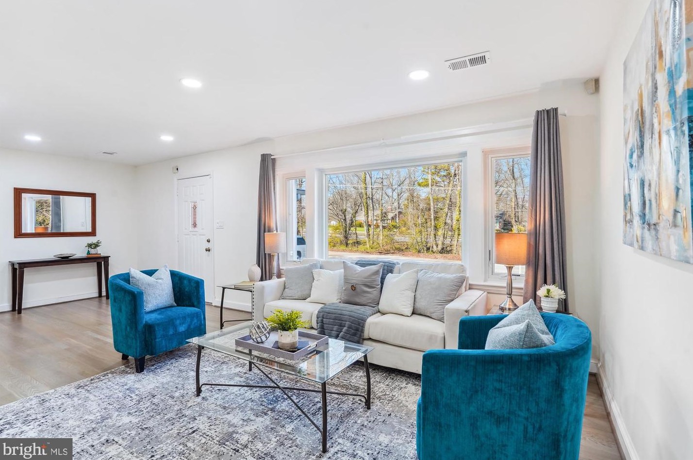 5117 Mount Vernon Memorial Hwy, Alexandria VA  22309-3319 exterior