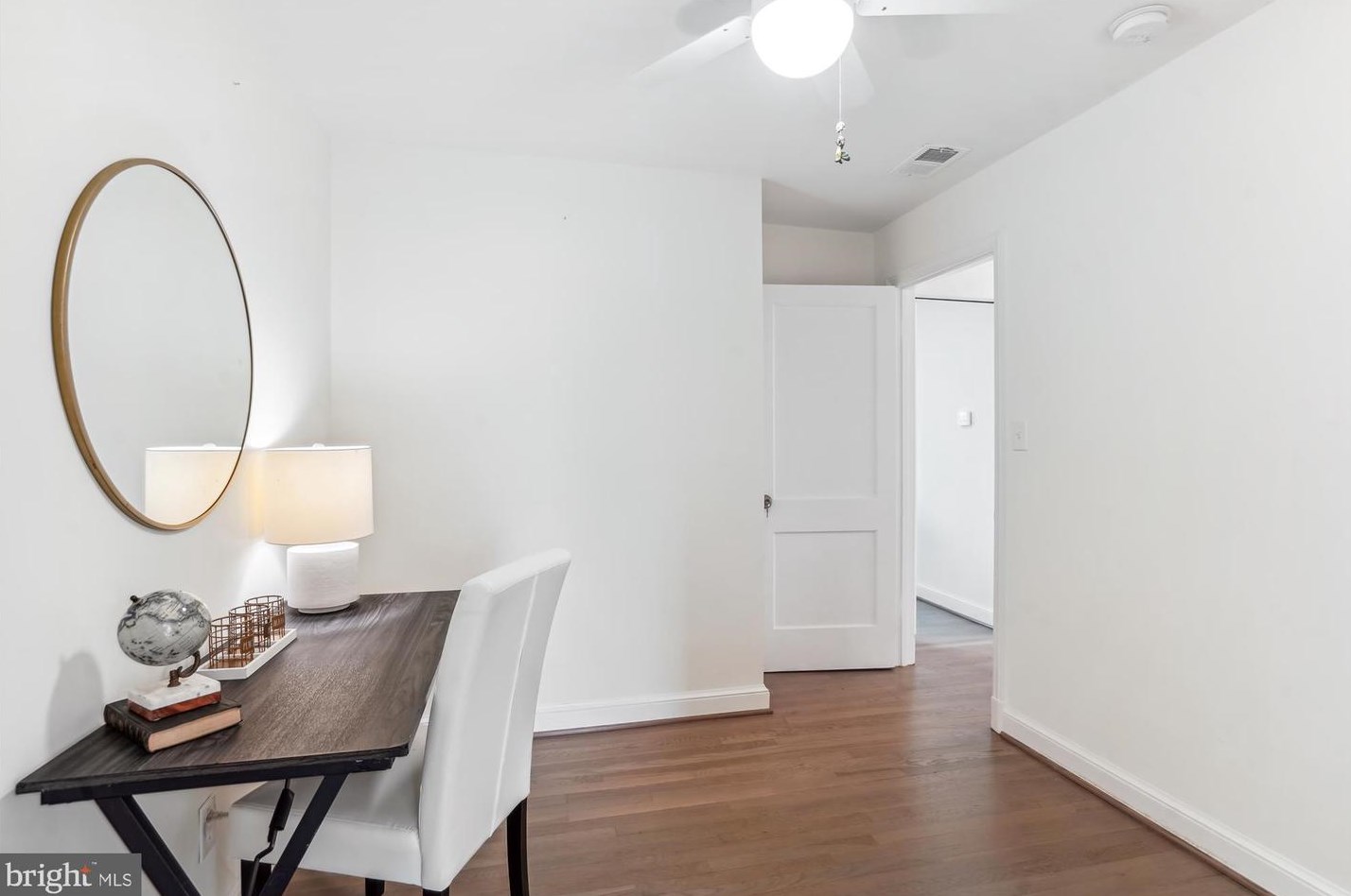 5117 Mount Vernon Memorial Hwy, Alexandria VA  22309-3319 exterior