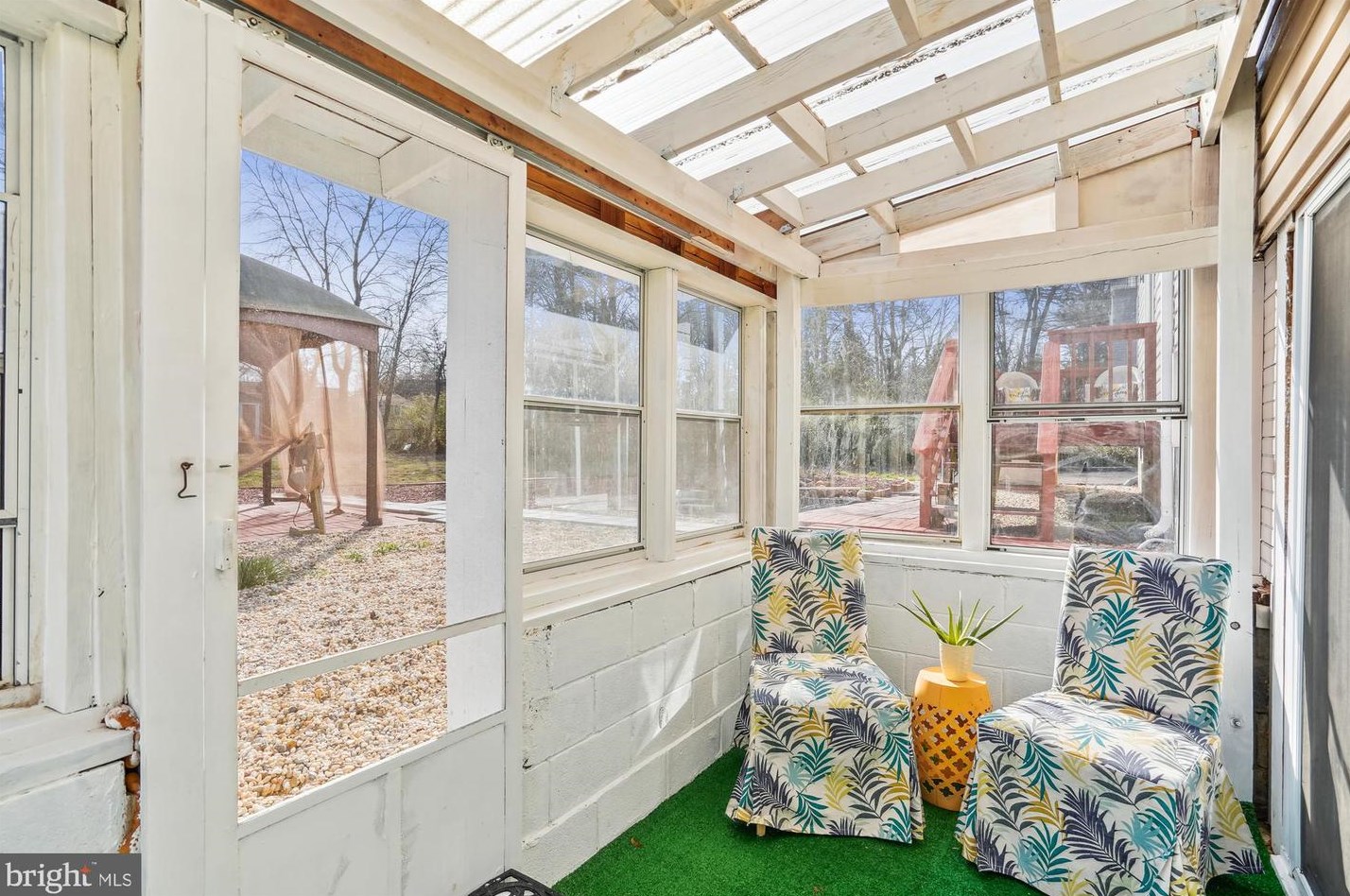 5117 Mount Vernon Memorial Hwy, Alexandria VA  22309-3319 exterior