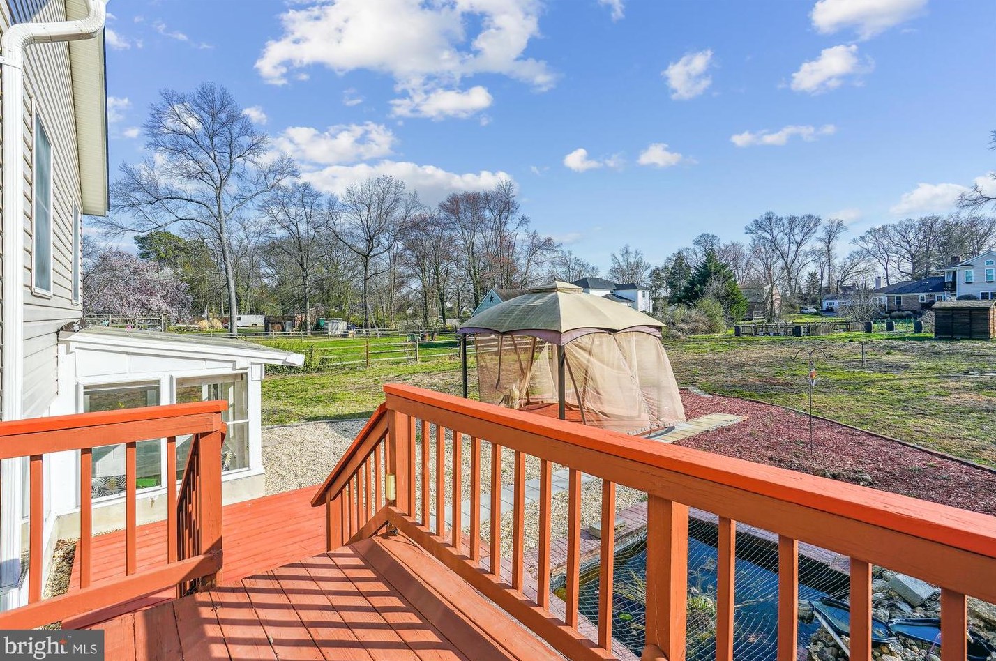 5117 Mount Vernon Memorial Hwy, Alexandria VA  22309-3319 exterior