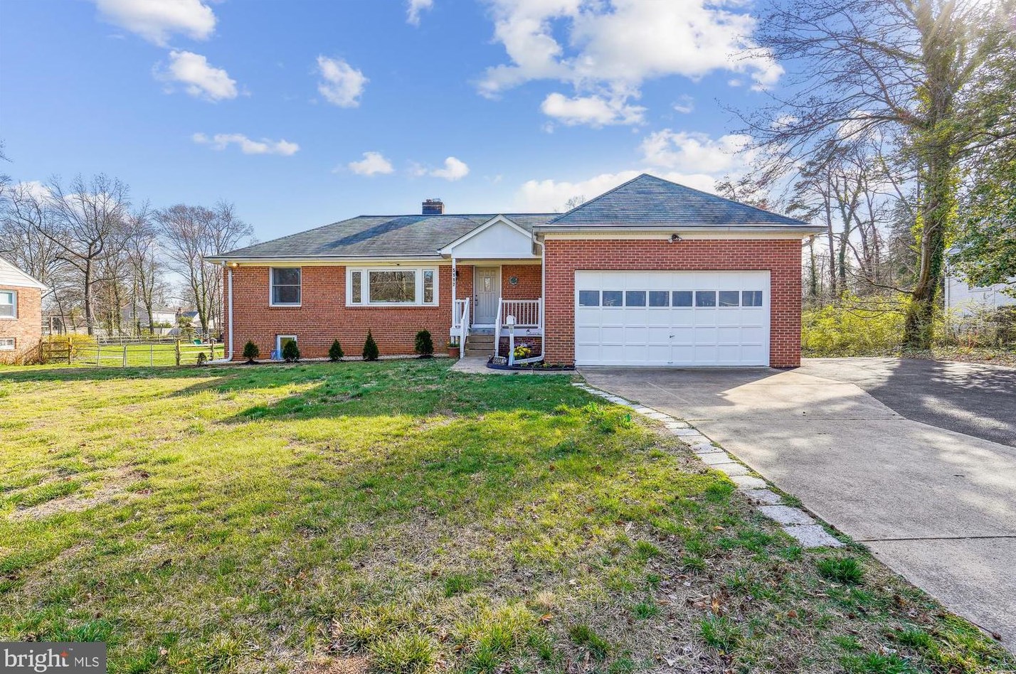 5117 Mount Vernon Memorial Hwy, Alexandria VA  22309-3319 exterior